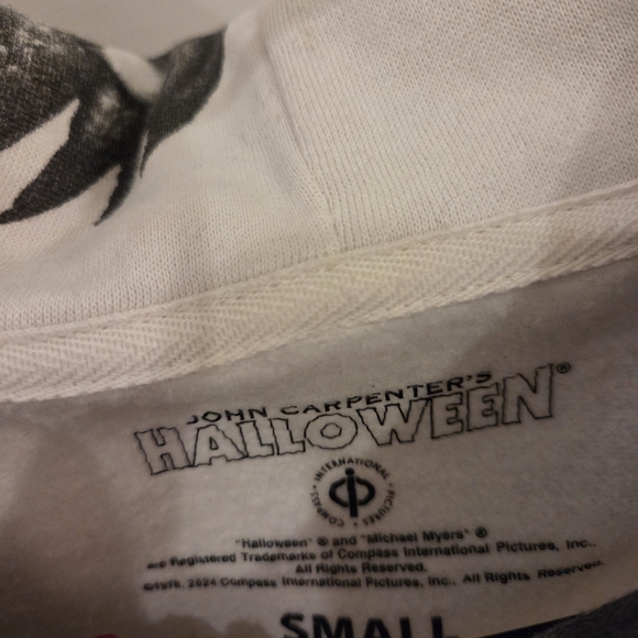 Michael Myers All Over Graphic Print Sweater John Carpenter's Horror - Picture 2 of 3